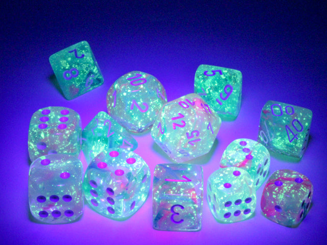 Chessex Nebula Wisteria/White dice